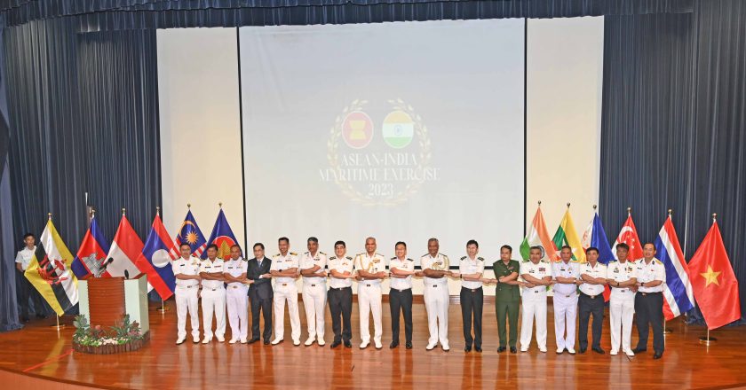 नौसेना प्रमुख एडमिरल आर हरि कुमार का सिंगापुर दौरा, पहले आसियान भारत समुद्री अभ्यास का उद्घाटन समारोह