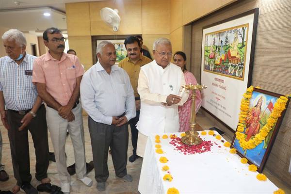 राज्यपाल मंगुभाई पटेल ने राजभवन में निःशुल्क रक्तदान शिविर का शुभारंभ किया