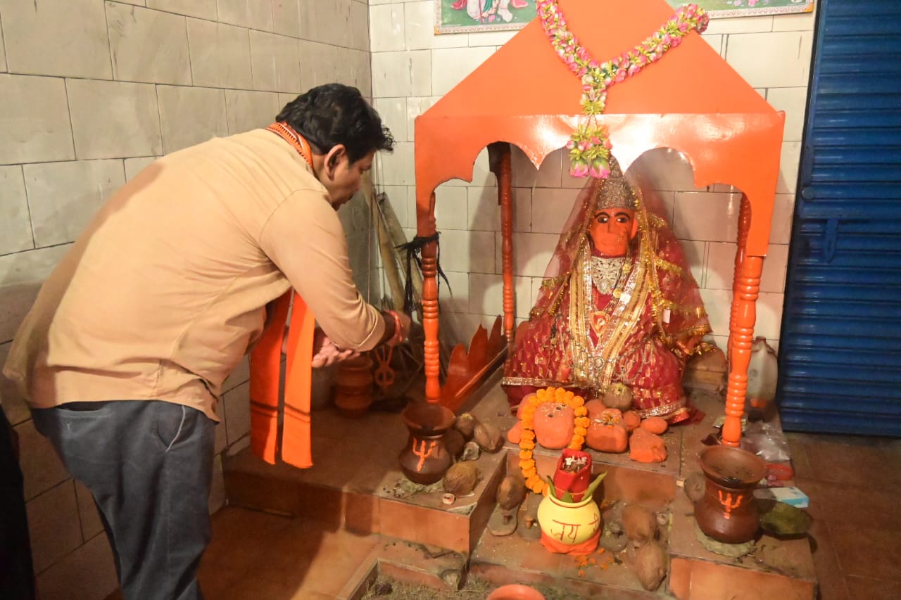 उपमुख्यमंत्री विजय शर्मा ने ग्राम बिरकोना में शीतला माता की पूजा-अर्चना की