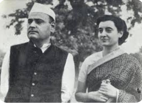 गांधी परिवार का कोई व्यक्ति नेहरू सरनेम क्यों नहीं रखता? लेखक -पंकज कुमार श्रीवास्तव