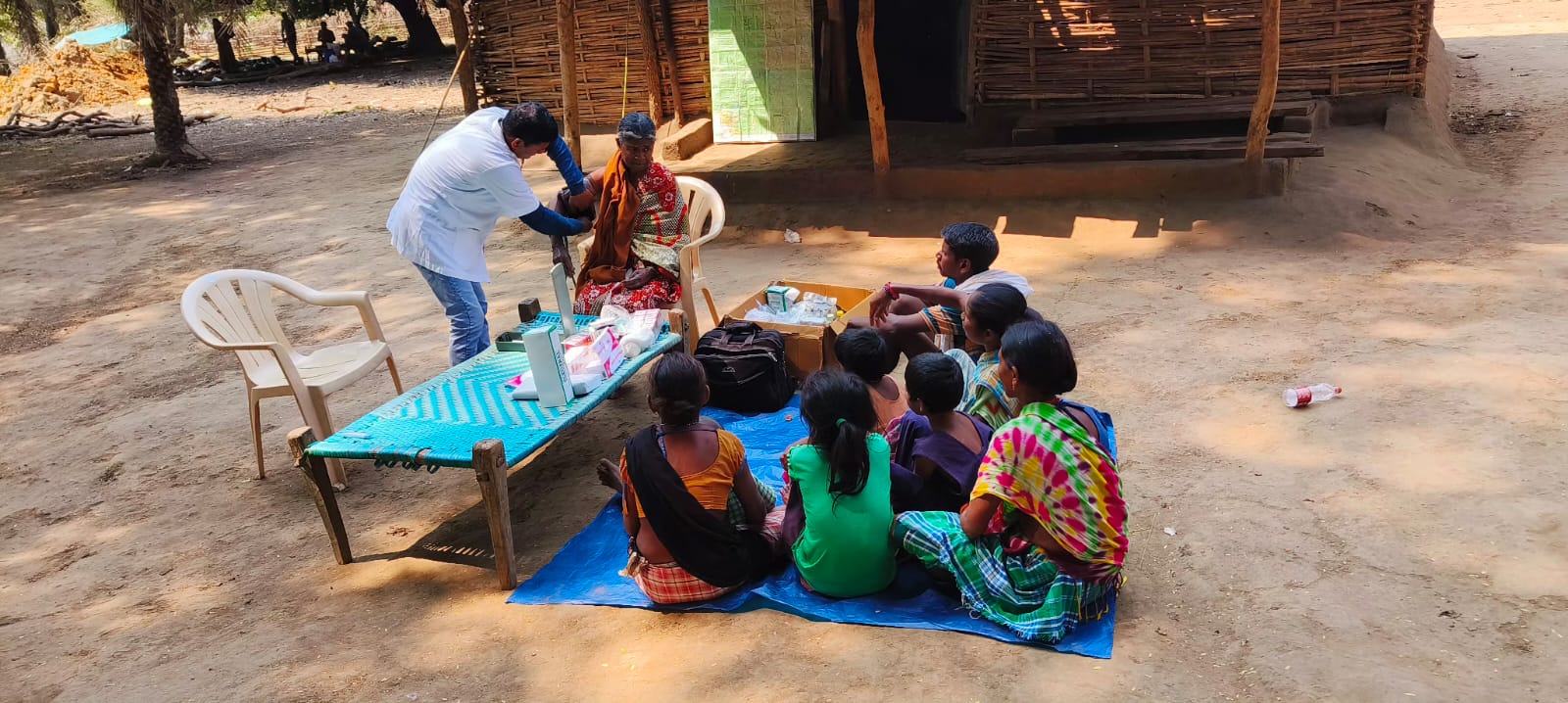 टॉप नक्सल कमांडर हिड़मा के गांव पूवर्ती के लोगों का भी दिल जीता जवानों ने