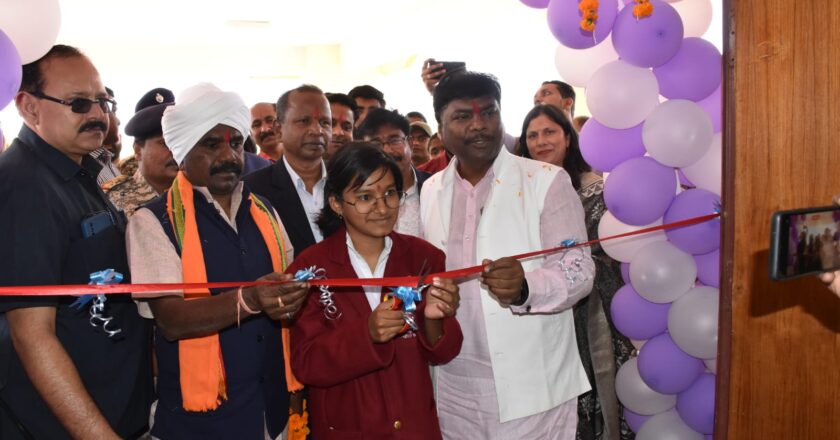 प्रधानमंत्री मोदी ने छत्तीसगढ़ के नारायणपुर में नवोदय विद्यालय, धमतरी एवं कबीरधाम में केन्द्रीय विद्यालय भवन का किया वर्चुअल उद्घाटन