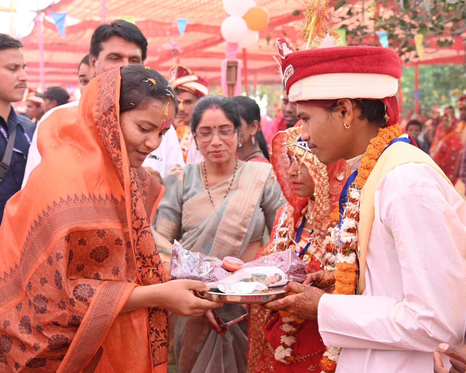 मुख्यमंत्री कन्या विवाह योजना से बेटियों के विवाह की चिंता हुई दूर, मंत्री राजवाड़े