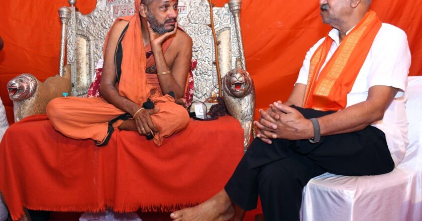 धर्मस्व मंत्री अग्रवाल ने विगत रात्रि राजिम कुंभ मेला स्थल का किया औचक निरीक्षण