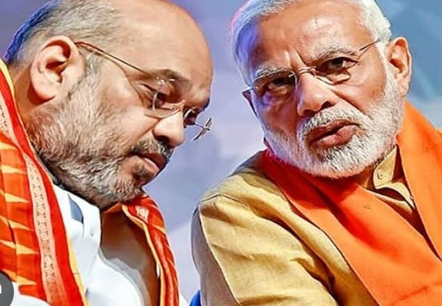 मोदी और उनके कुनबे को वाम से इतना डर क्यों लगता है? (आलेख : बादल सरोज)