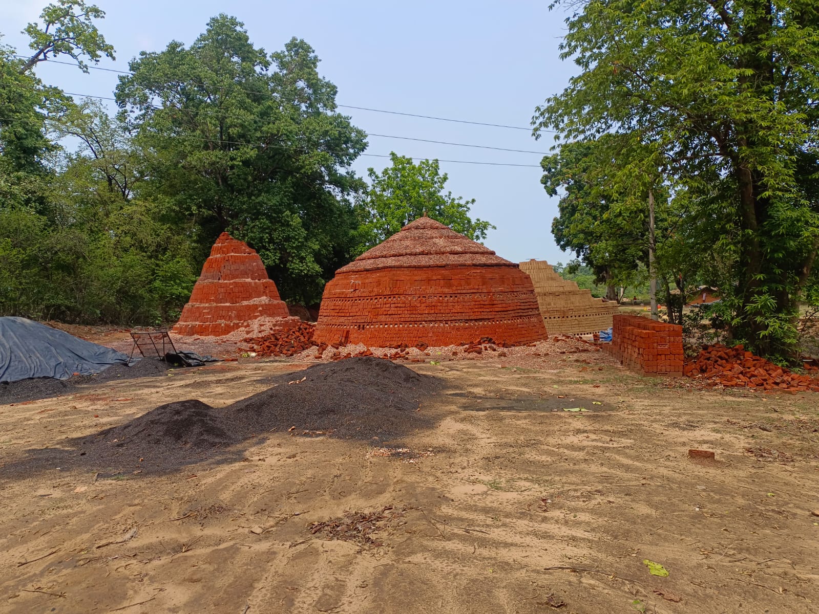 जशपुरनगर : खनिज विभाग द्वारा अवैध उत्खनन, परिवहन एवं भण्डारण संबंधित मामलों में की जा रही है कार्यवाही