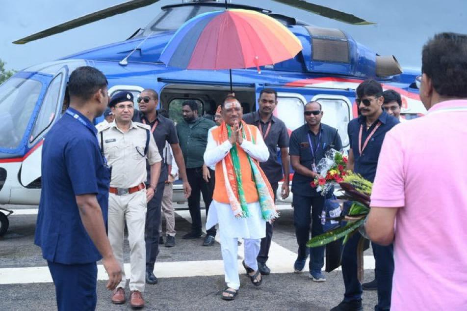 मुख्यमंत्री विष्णु देव साय की पहल पर जशपुर जिले में 12 सड़क मार्गों का कराया जाएगा निर्माण और उन्नयन कार्य