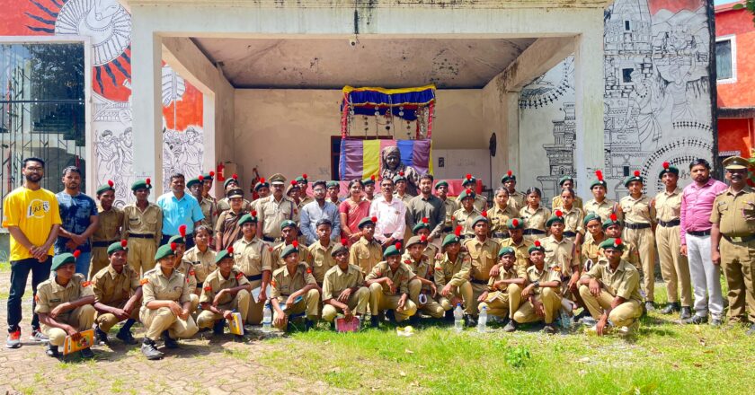 एनसीसी कैडेट बादल का भ्रमण कर लोक-संस्कृति, लोक परंपराओं एवं लोक-साहित्य से हुए अवगत