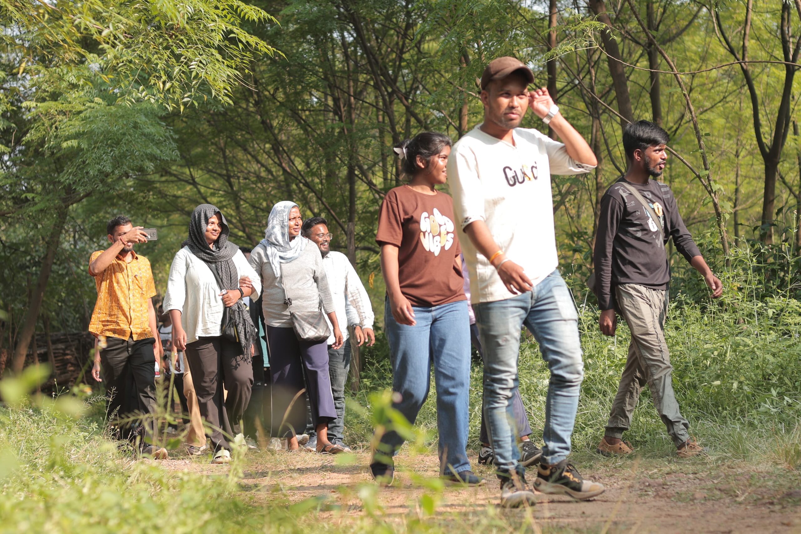 जशपुर जम्बूरी का तीसरा दिन युवाओं में भारी उत्साह जम्बूरी टीम जशपुर की पर्यटन स्थल की सुंदर वादियों का लिया आंनद