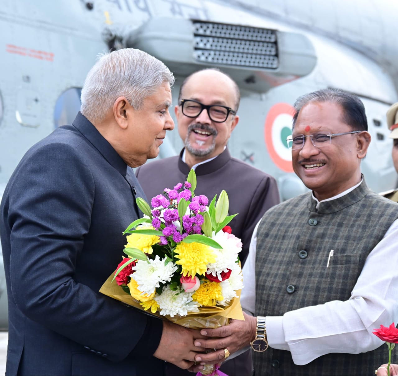 मुख्यमंत्री विष्णु देव साय ने उपराष्ट्रपति श्री धनखड़ का किया आत्मीय स्वागत