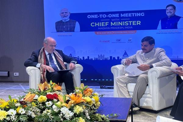 मुख्यमंत्री डॉ. यादव ने स्पेन में की निवेश, शिक्षा और सांस्कृतिक सहयोग की नई पहल