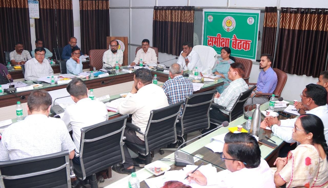 ग्रामीण अर्थव्यवस्था को मजबूत करने हेतु निभाएं अहम भूमिका- कलेक्टर एवं प्राधिकृत अधिकारी हरिस एस