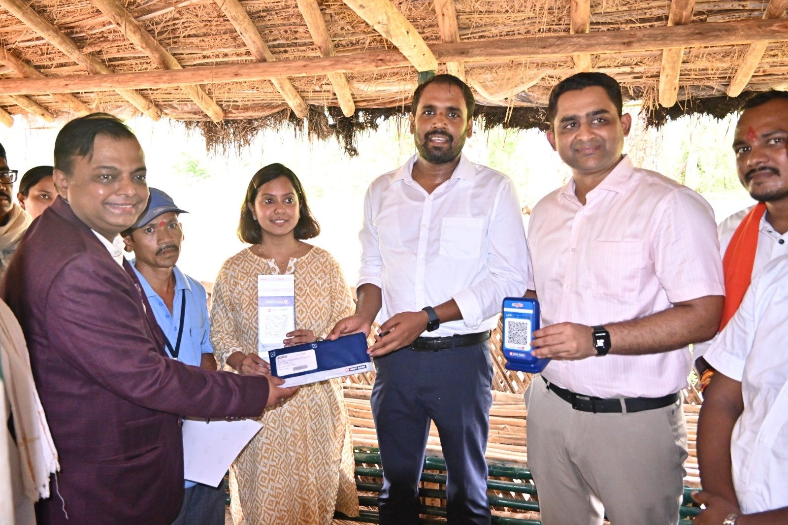 नरहरा जलप्रपात में पर्यटन को बढ़ावा देने कलेक्टर का निरीक्षण-मूलभूत सुविधाओं के विकास और एडवेंचर पर्यटन पर विशेष जोर