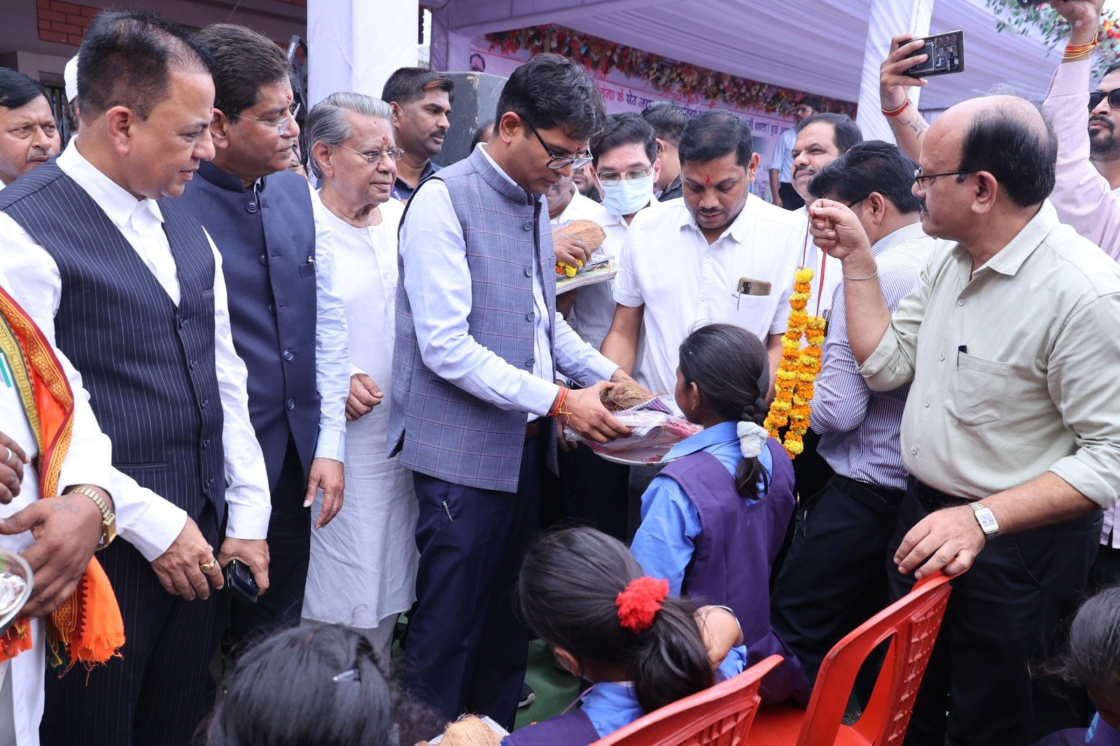 पूरी प्रतिबद्धता के साथ छत्तीसगढ़ के सर्वांगीण विकास के लिए कर रहे कार्य-वित्त मंत्री ओ.पी.चौधरी