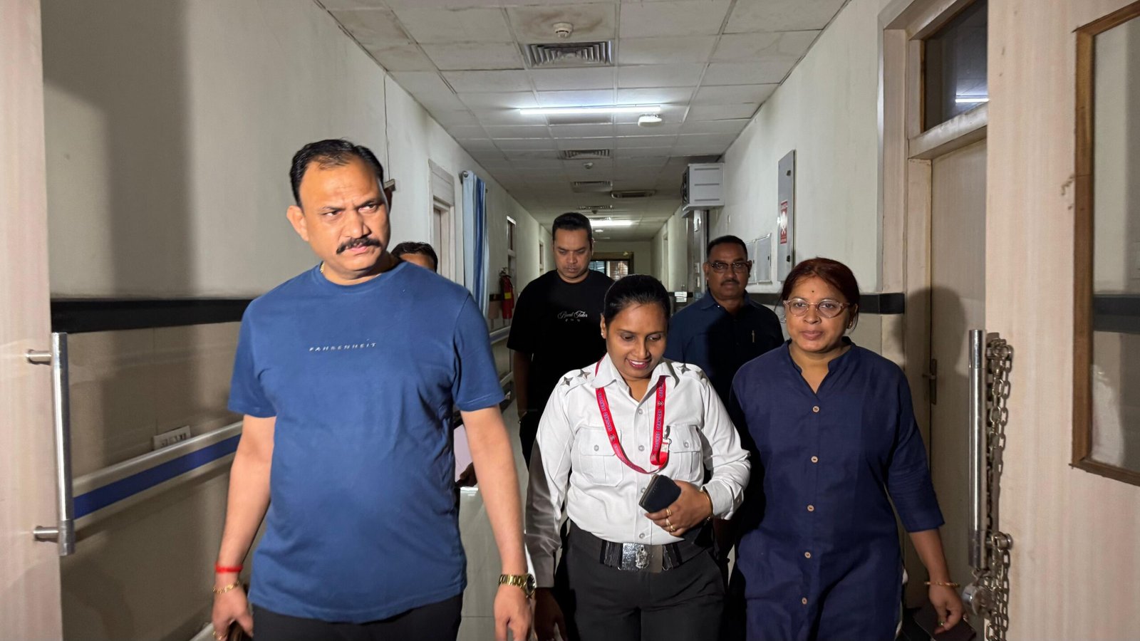 स्वास्थ्य मंत्री श्याम बिहारी जायसवाल ने सुबह 7 बजे किया डीकेएस अस्पताल का आकस्मिक निरीक्षण