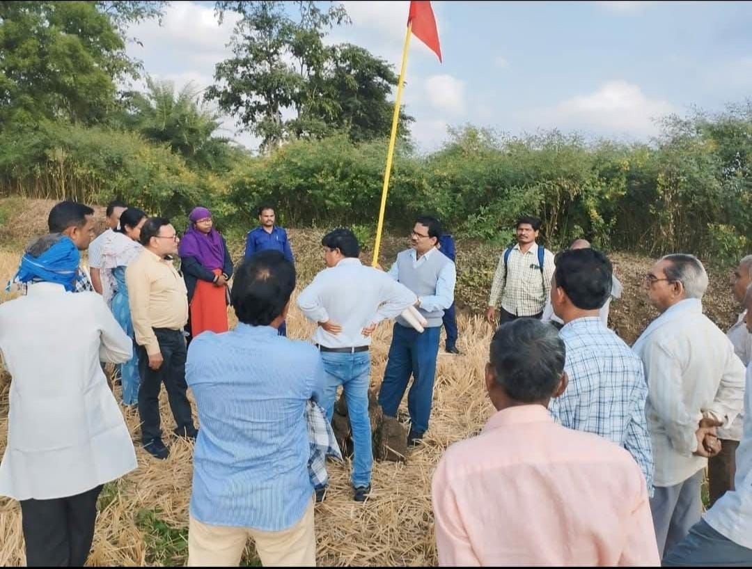 जनसहयोग से स्थायी सीमा चिन्हों का निर्माण – ग्राम सेमरा डी बना अनुकरणीय उदाहरण