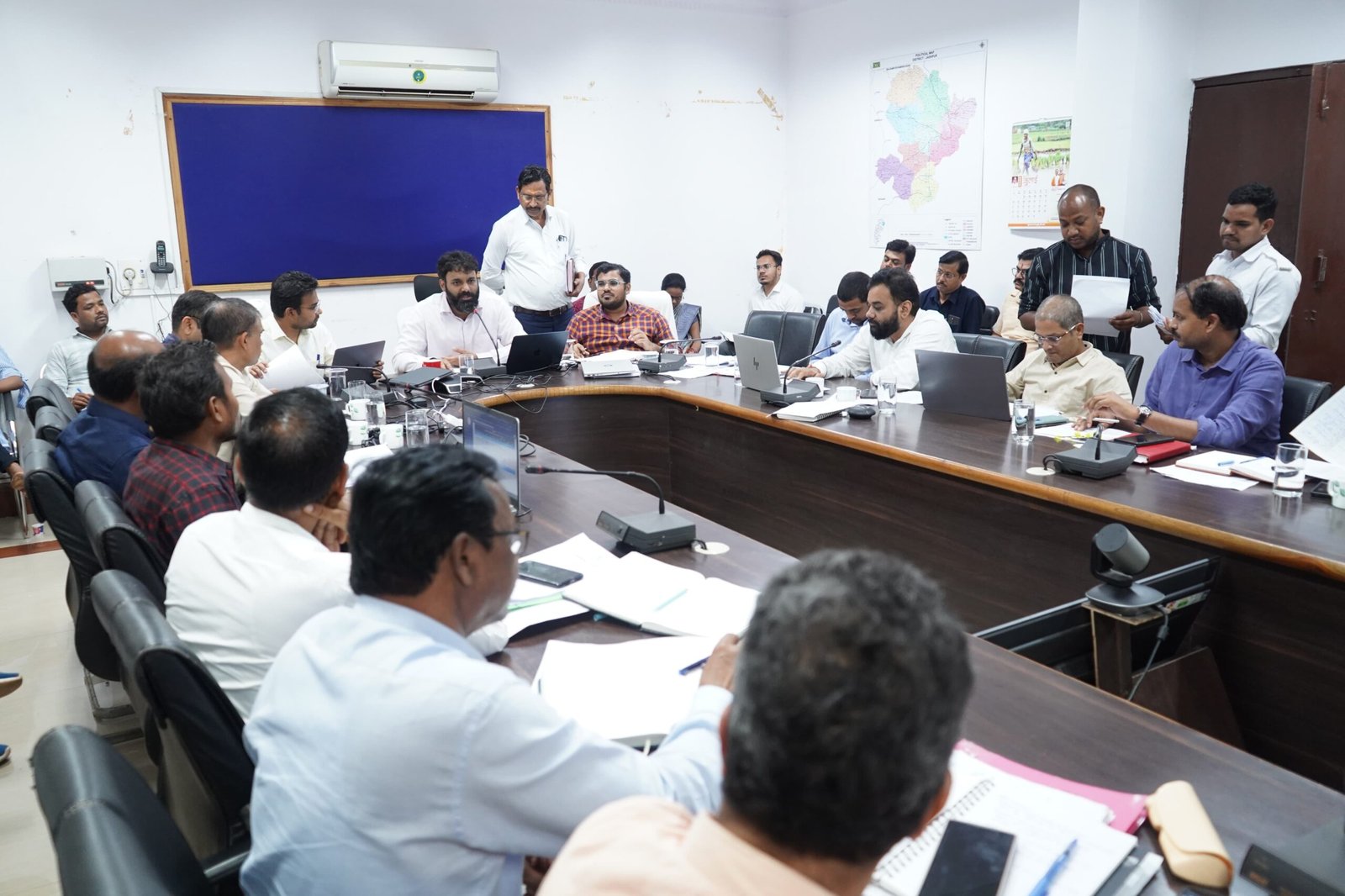 कलेक्टर ने स्वतंत्रता दिवस की तैयारी के लिए अधिकारियों को दिए दिशा-निर्देश