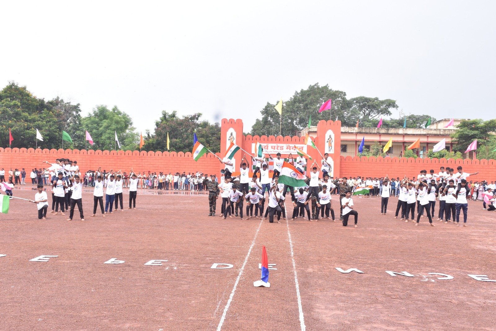 जिले में अपूर्व उत्साह एवं उल्लास के साथ स्वतंत्रता दिवस मनाया गया