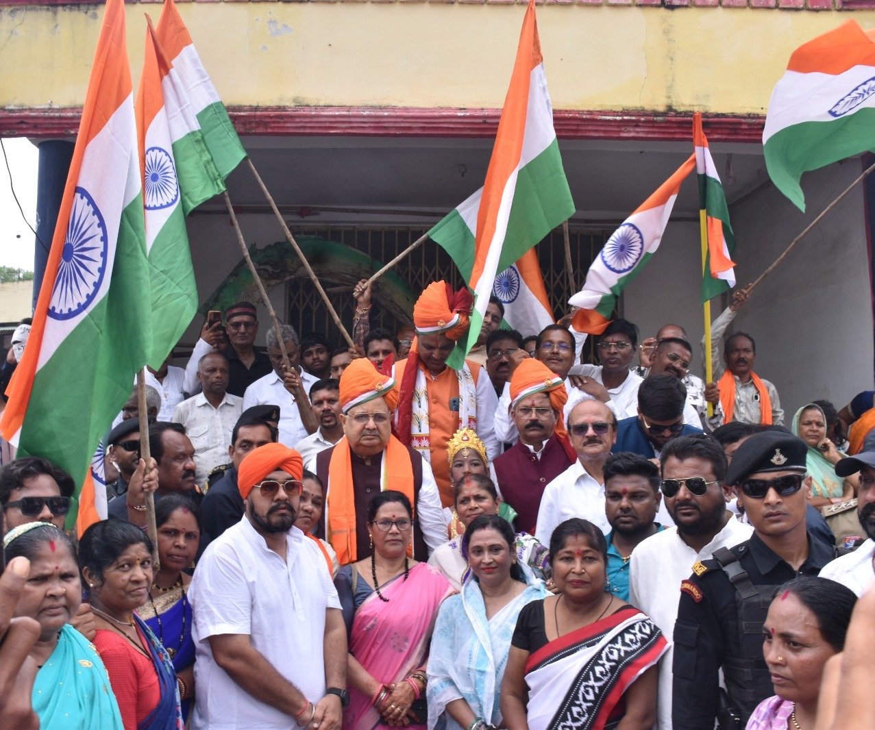 विधानसभा अध्यक्ष ने भव्य तिरंगा यात्रा को दिखाई हरी झंडी