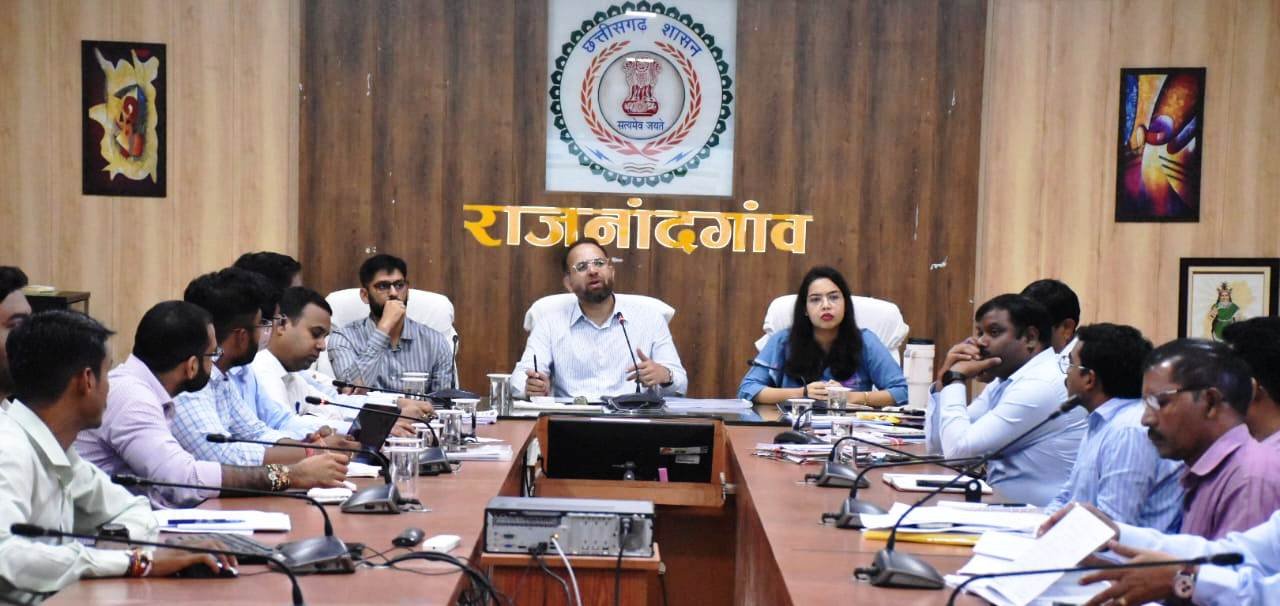 छत्तीसगढ़ रजत महोत्सव में सभी विभागों की होनी चाहिए सक्रिय सहभागिता : कलेक्टर