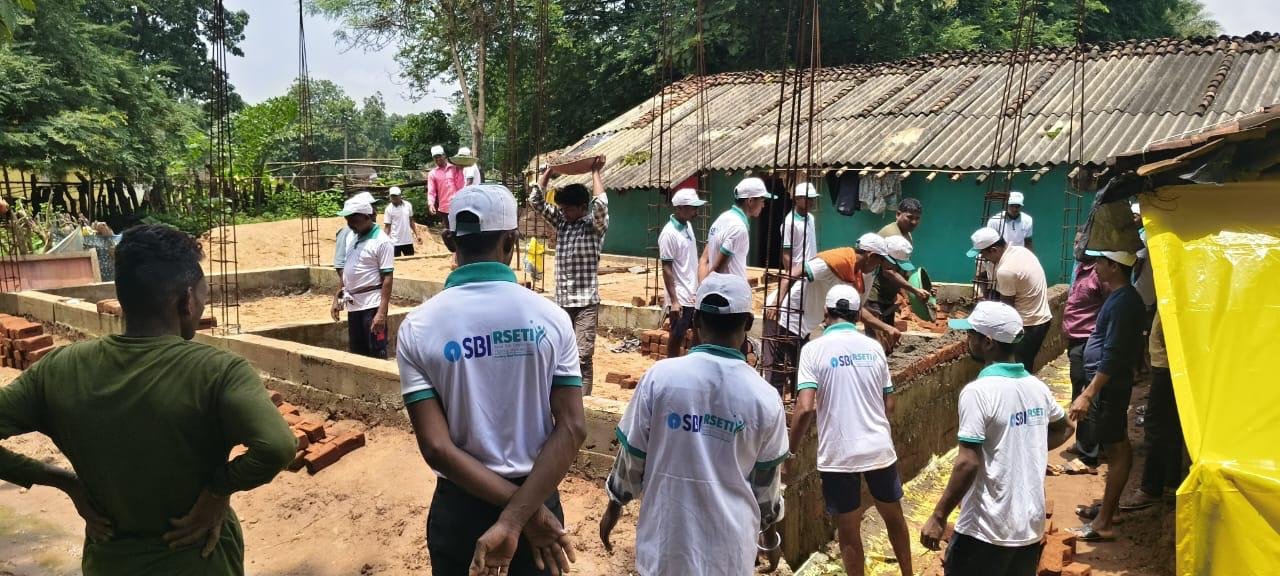 कोंडागांव जिले में राजमिस्त्री प्रशिक्षण से आवास निर्माण को मिलेगी नई गति