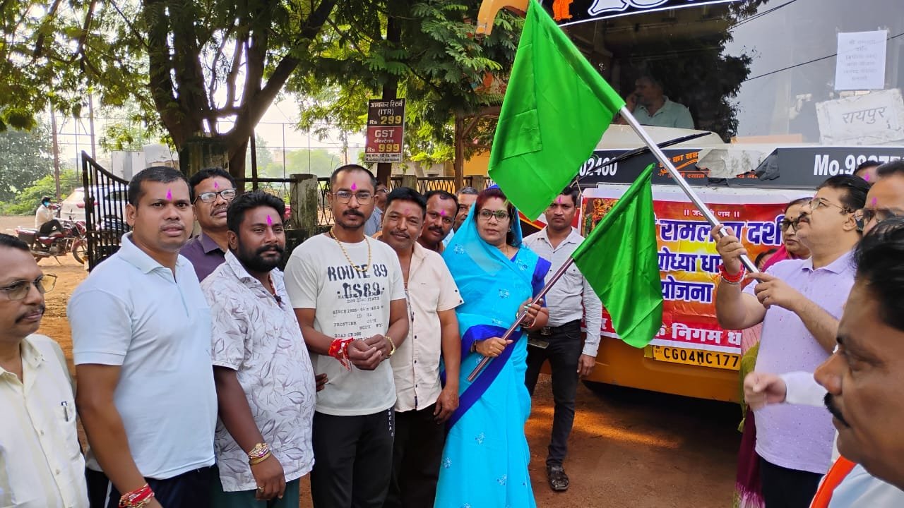 रामलला दर्शन के लिए रवाना हुए जिले के दर्शनार्थी