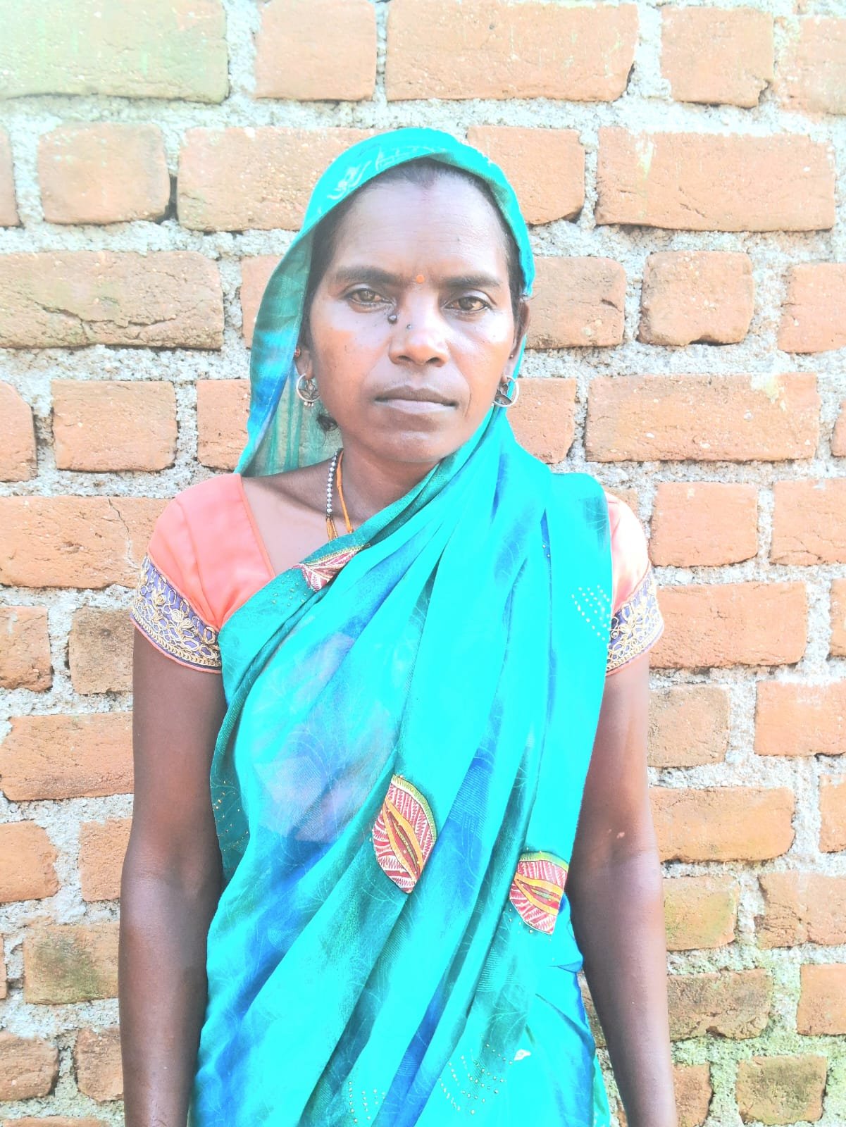 महतारी वंदन योजना बनी ग्रामीण महिलाओं का सहारा 18 किश्तों से नाग को मिली आर्थिक मजबूती