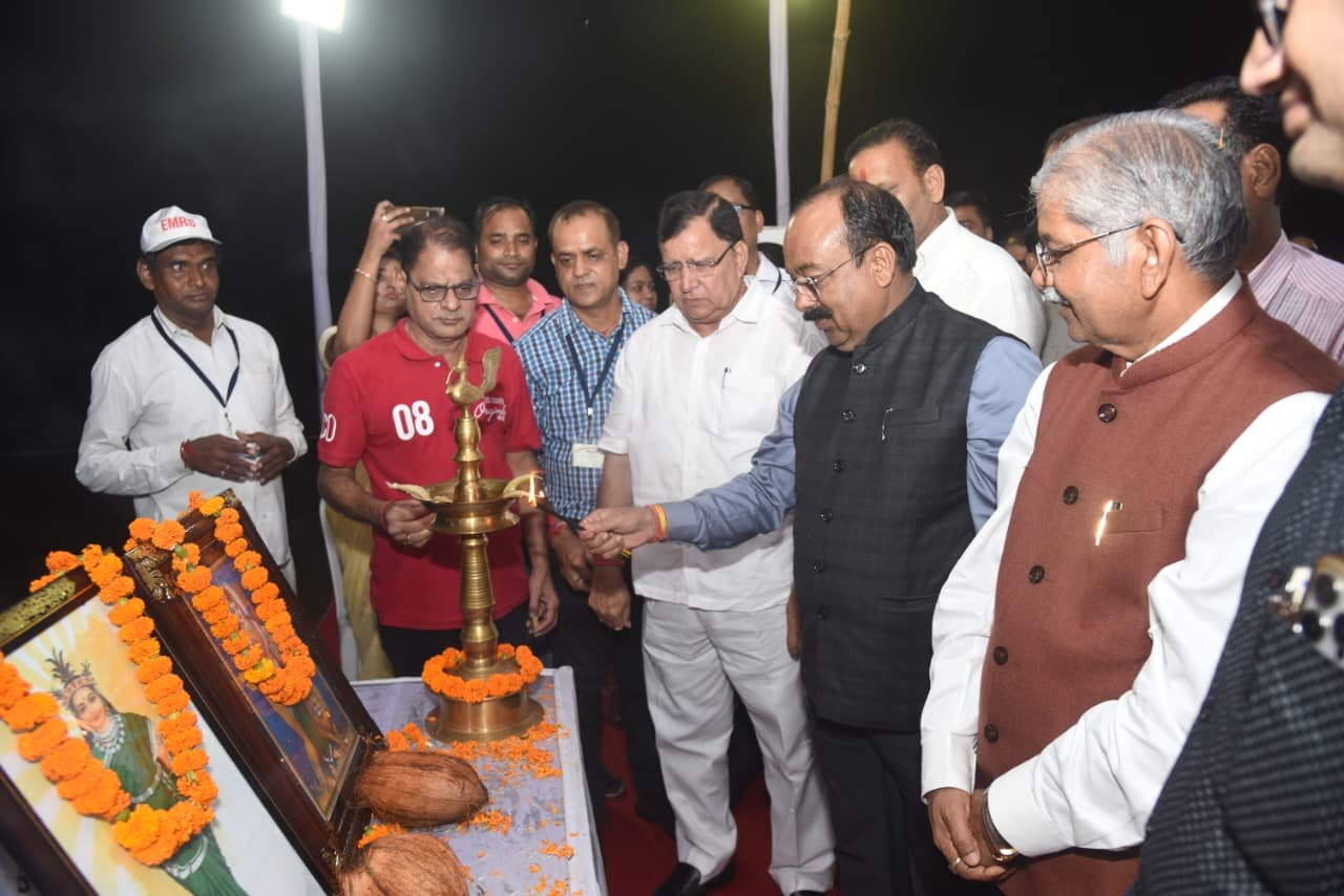 उप मुख्यमंत्री अरुण साव ने एकलव्य स्कूलों के राज्य स्तरीय खेल प्रतियोगिताओं का किया शुभारंभ