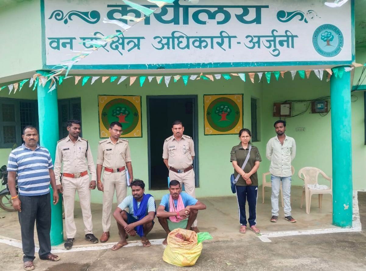 बलौदाबाजार वनमण्डल में अवैध शिकारियों पर कार्यवाही