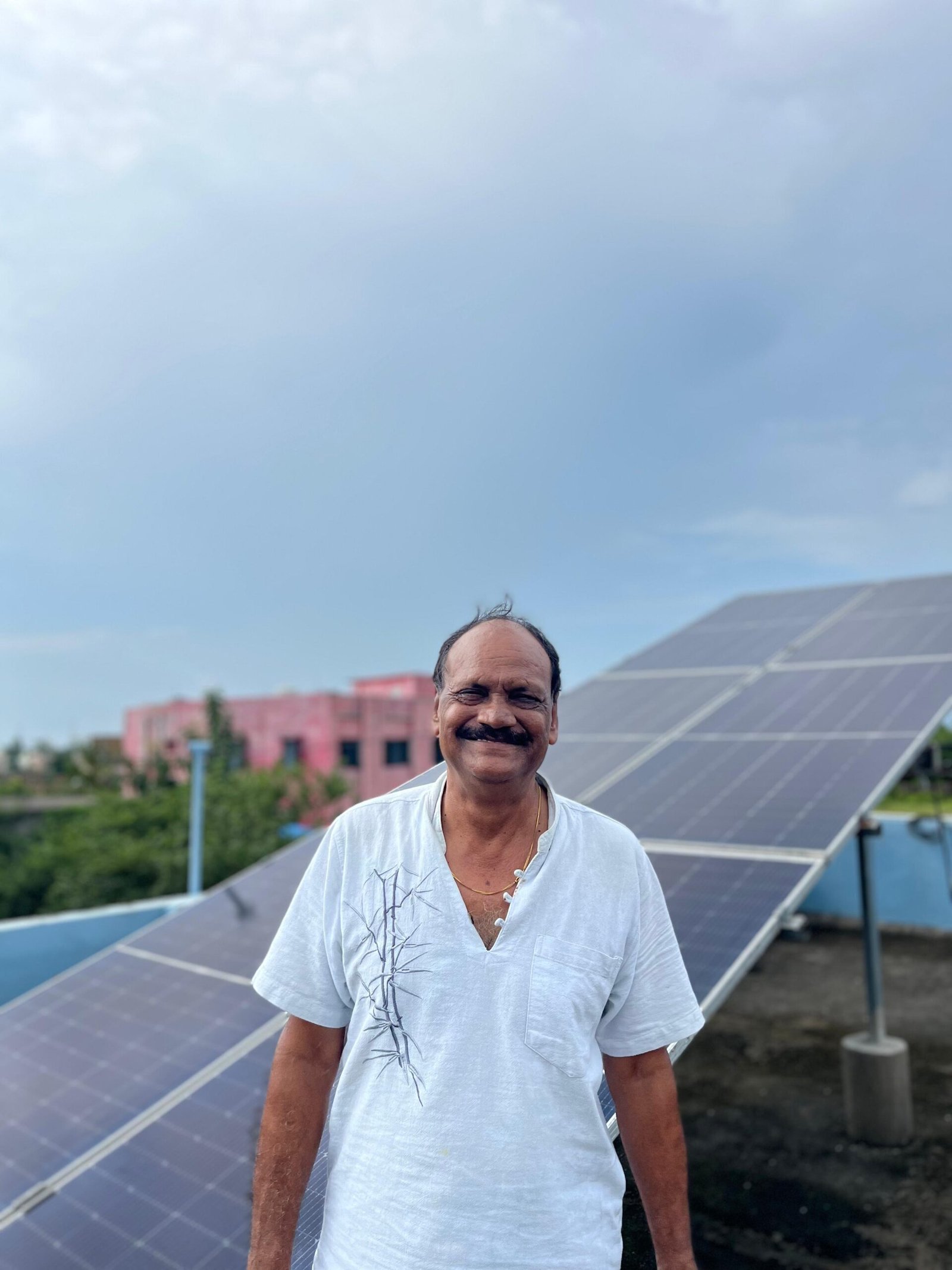 वायुसेना से सौर सेना तक अजय राज बेन की उज्ज्वल कहानी सौर ऊर्जा से शून्य हुआ बिजली बिल, बढ़ी बचत और जुड़ा पर्यावरण संरक्षण