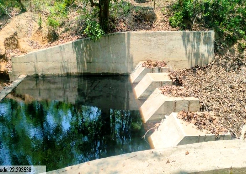 चेक डैम से सिंचाई के लिए मिलने लगा पर्याप्त पानी