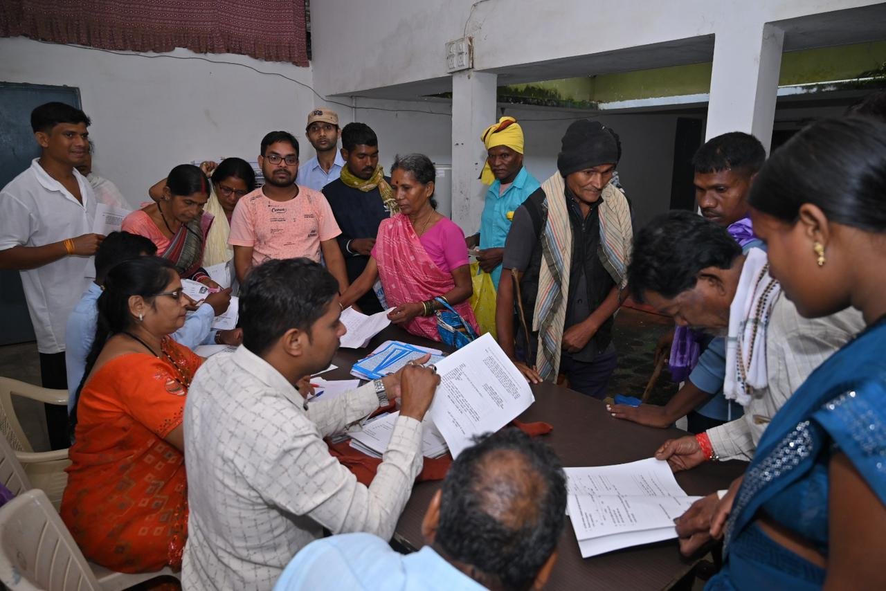 सेवा पखवाड़ा दिवस पर विभिन्न विभागों के शिविर का सफल आयोजन