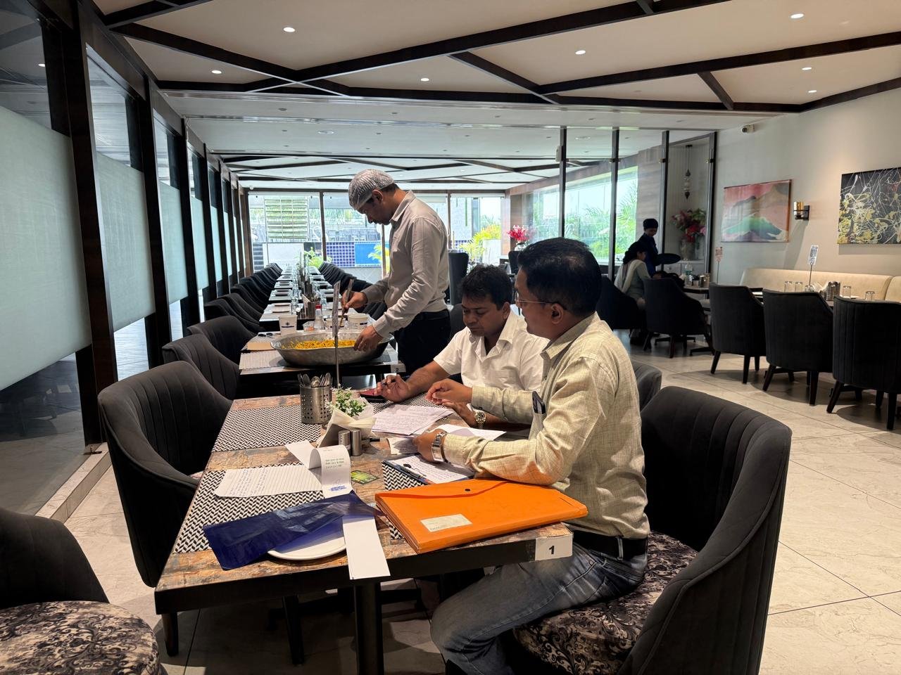 रेस्टोरेंट की बिरयानी में निकला कॉकरोच मामला, खाद्य एवं औषधि विभाग ने की कार्यवाही