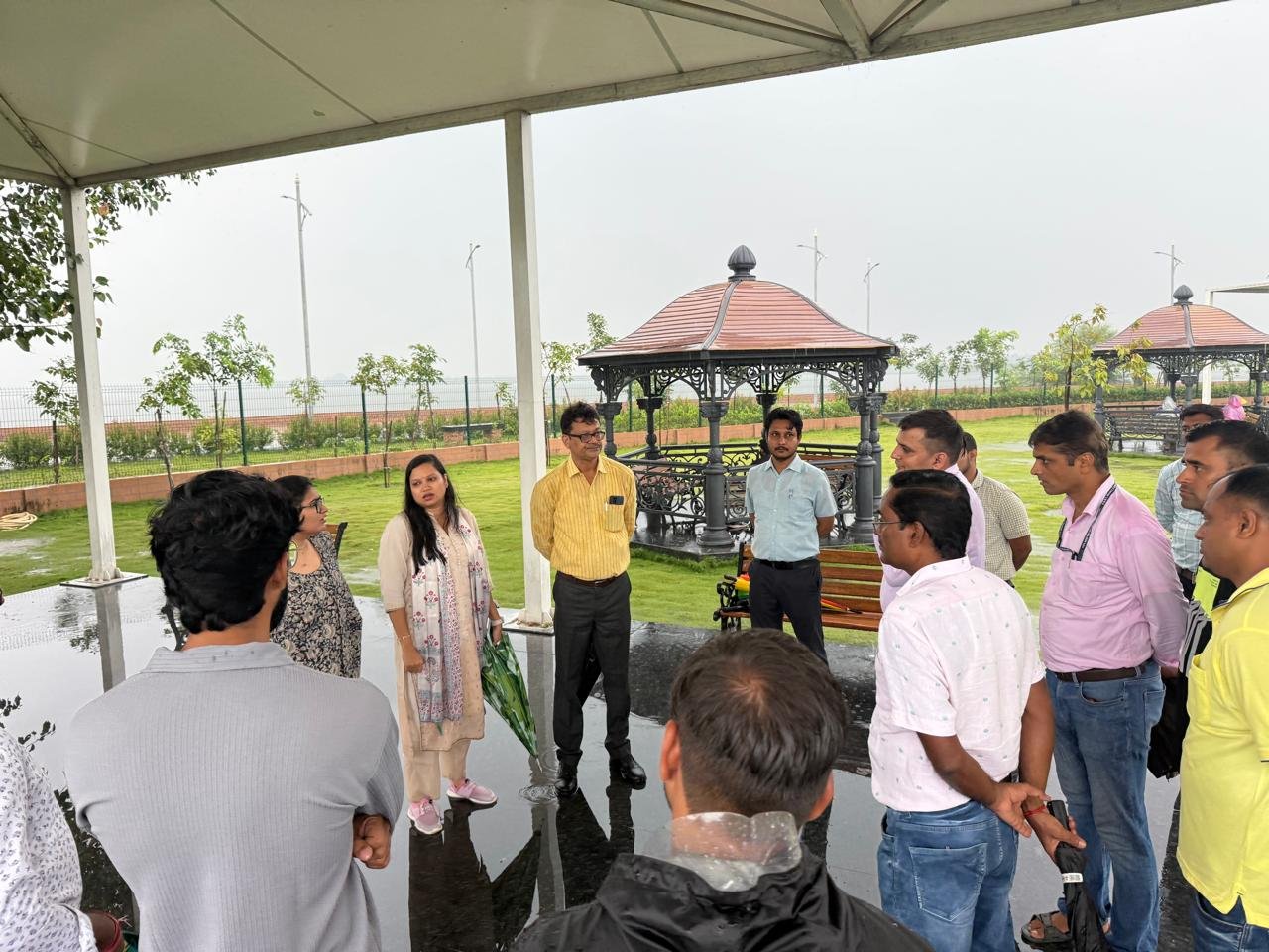 बाढ़ आपदा पर मॉक ड्रिल की तैयारियों का अपर कलेक्टर ने किया निरीक्षण