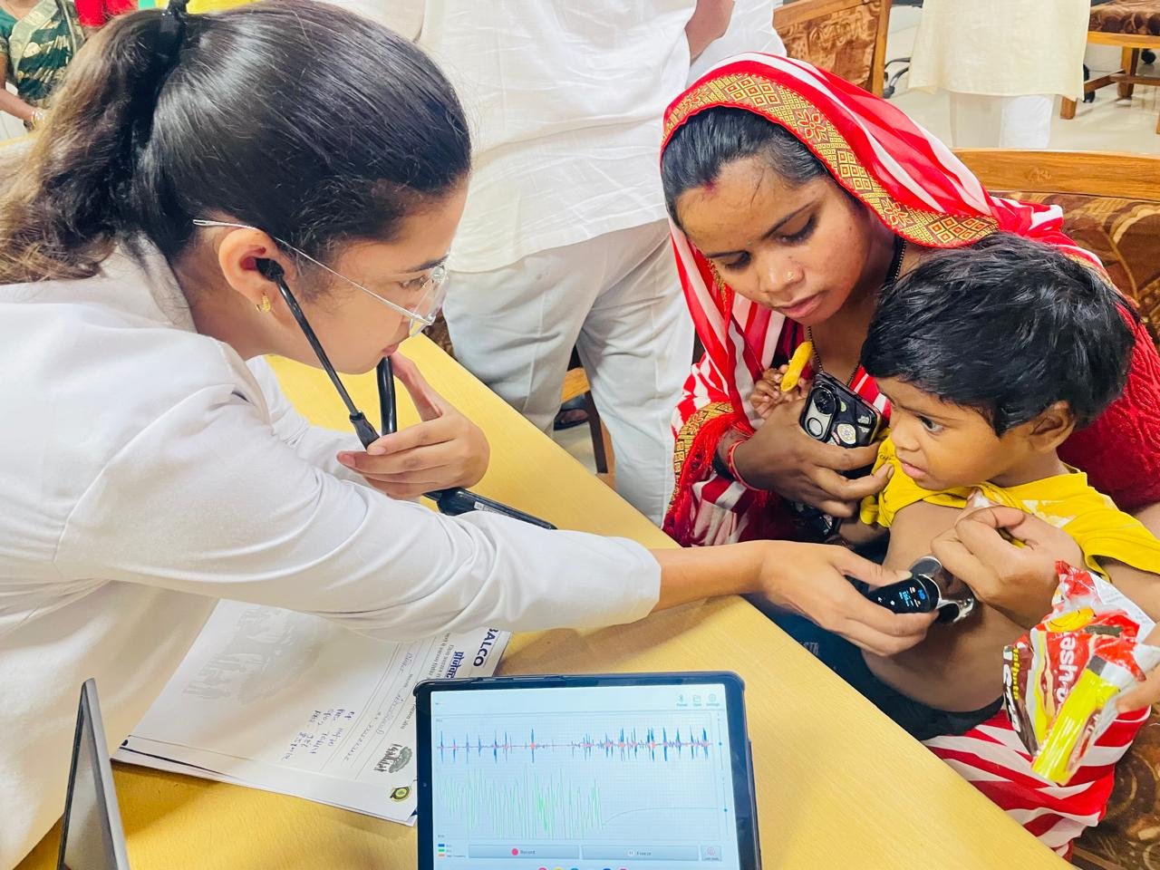 “प्रोजेक्ट धड़कन“ के अंतर्गत जिले के आंगनबाड़ी एवं शासकीय स्कूलों में बच्चों की निःशुल्क हृदय जांच