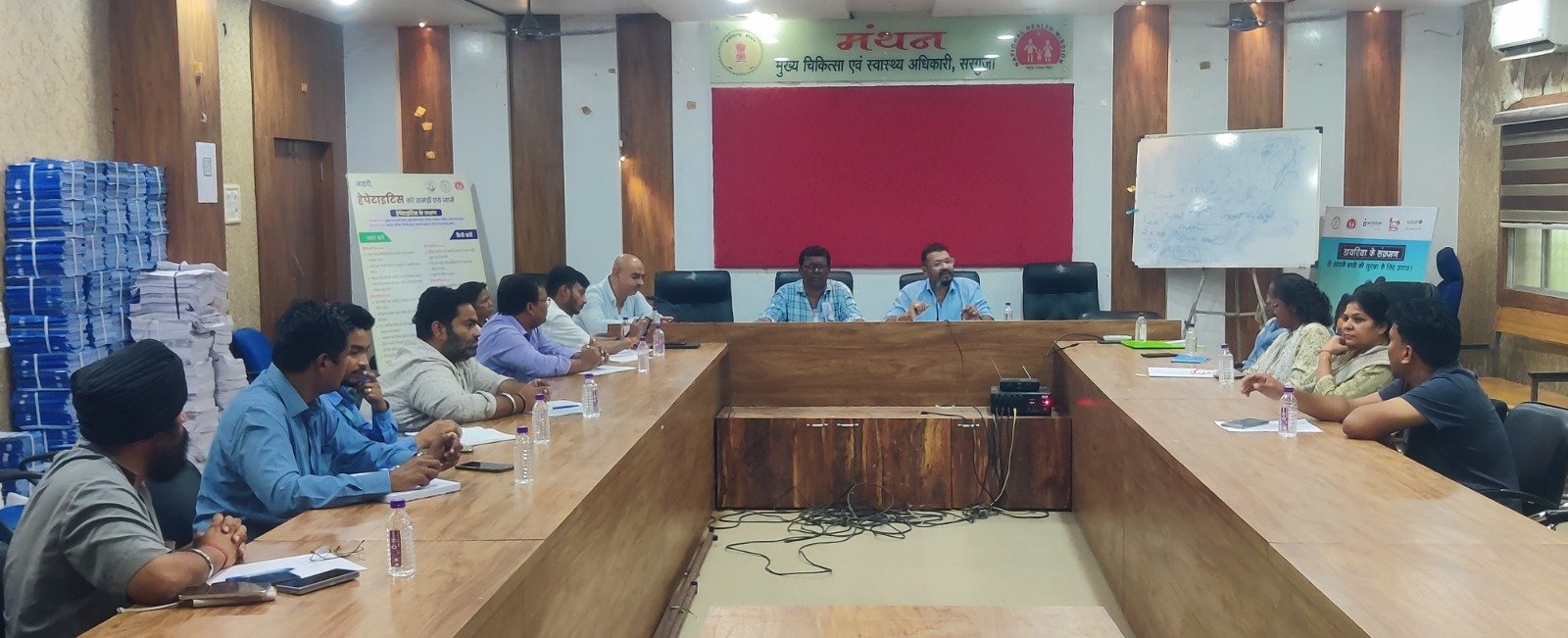 निजी एवं शासकीय ब्लड सेंन्टर में आवश्यक उपलब्धता सुनिश्चित करने हेतु जिला स्तरीय समीक्षा बैठक सम्पन्न