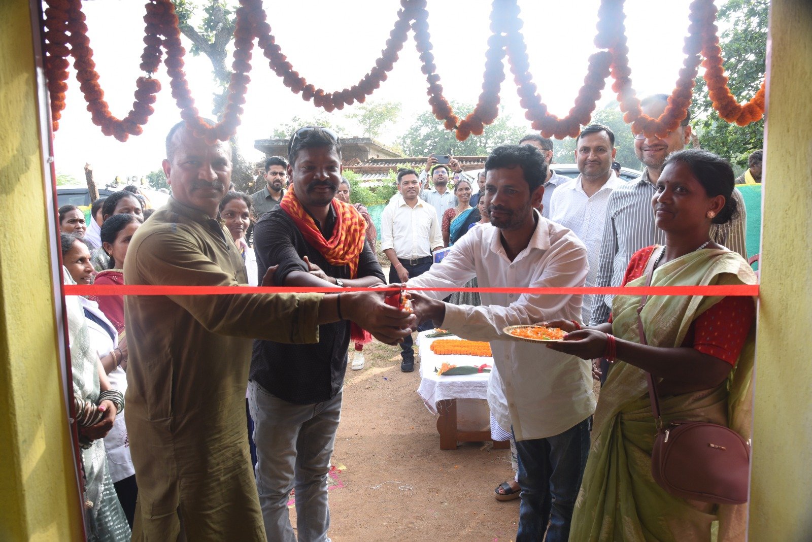 लुंड्रा ब्लॉक के ग्राम उदारी व जमड़ी में आजीविका सेवा केंद्र का शुभारंभ