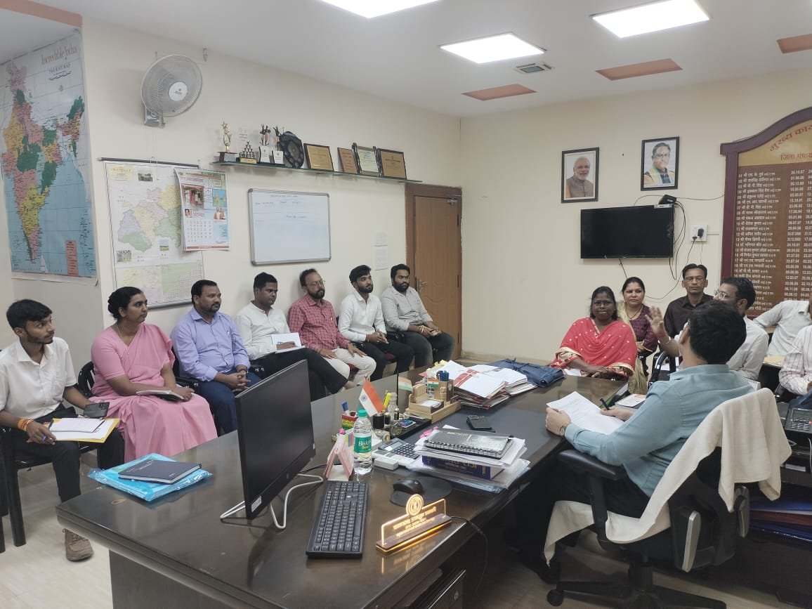 ब्लड बैंक संचालन पर विशेष बैठक संपन्न,भौतिक एवं वित्तीय प्रबंधन,आवश्यक संसाधन और क्रियान्वयन पर हुई विस्तृत चर्चा