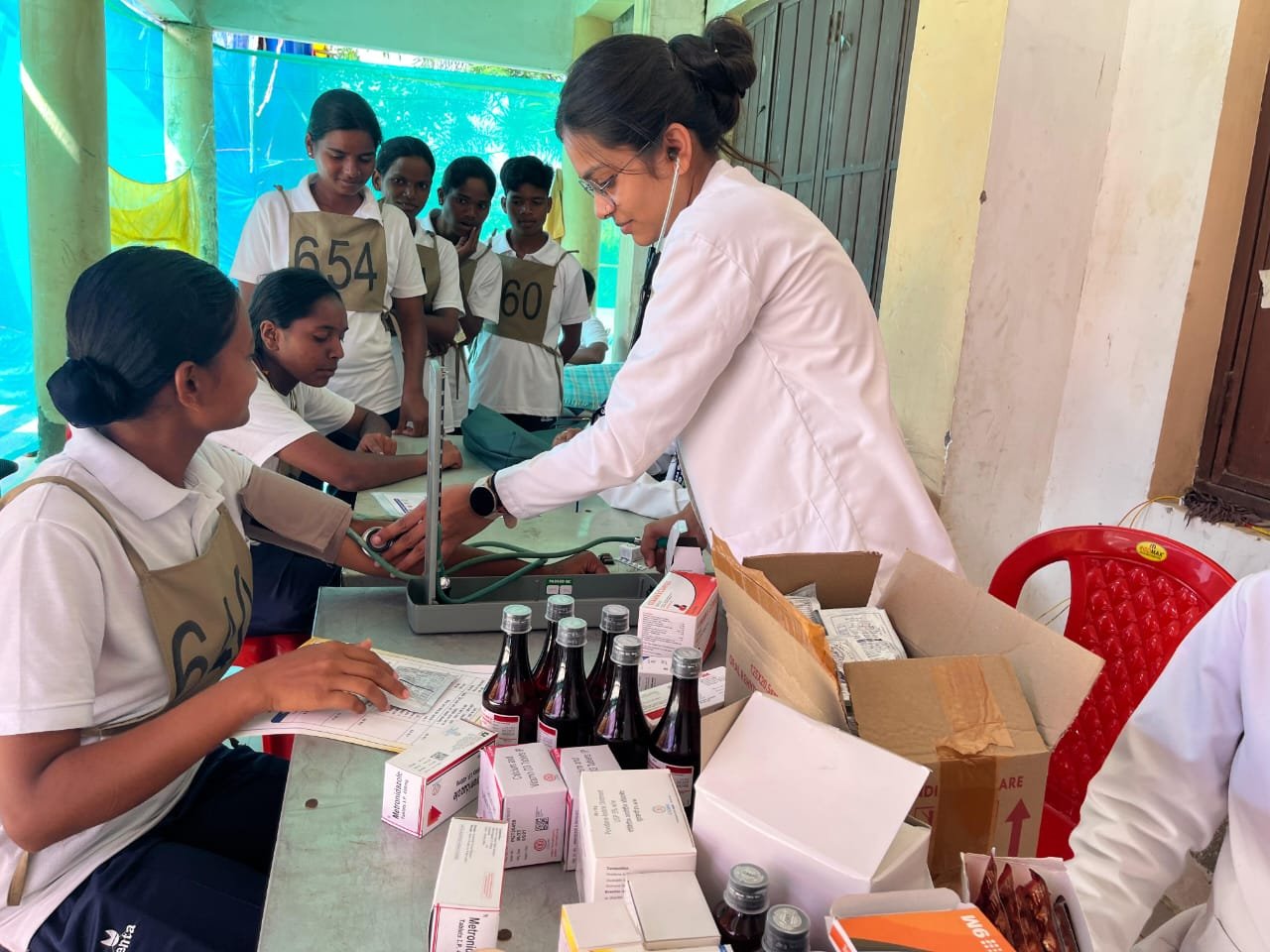 “स्वस्थ्य नारी सशक्त परिवार“ अभियान अंतर्गत स्वास्थ्य शिविर हुए आयोजित