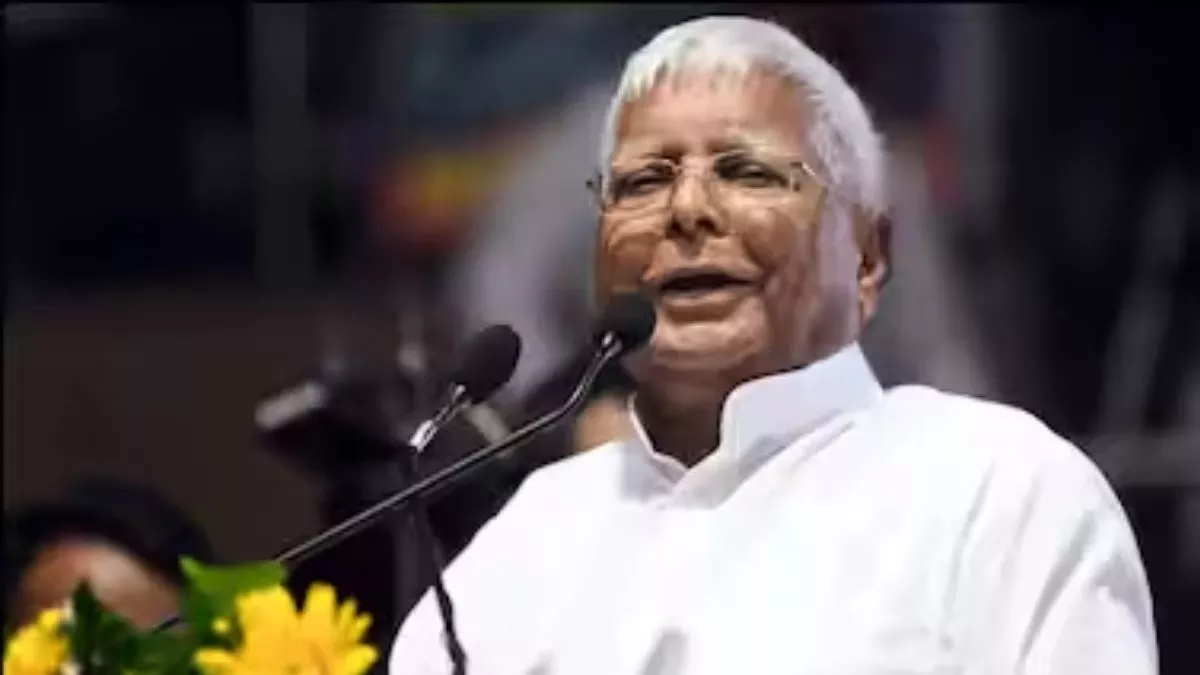 लालू पर भड़के संजय झा, पूछा- 1996 में किसने बिहार  के हित का सौदा किया था?