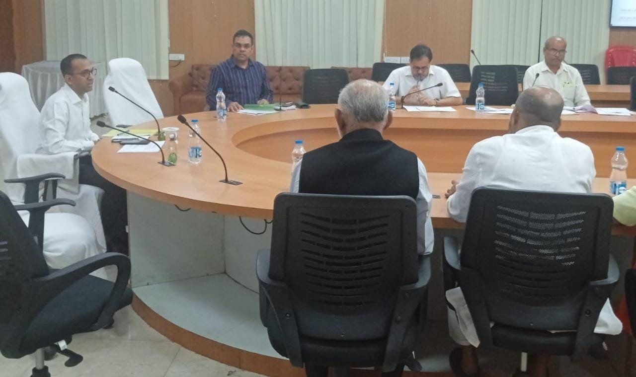 4 नवंबर से घर-घर सर्वेक्षण प्रारंभ मतदाता सूची विशेष पुनरीक्षण कार्यक्रम 7 फरवरी 2026 तक जारी