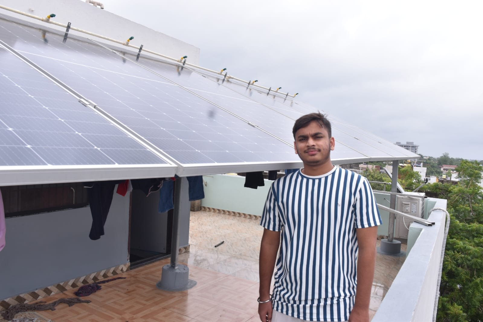 सफलता की कहानी – प्रधानमंत्री सूर्यघर मुफ्त बिजली योजना से सक्षम जैन बिजली उत्पादन के क्षेत्र में बने सक्षम