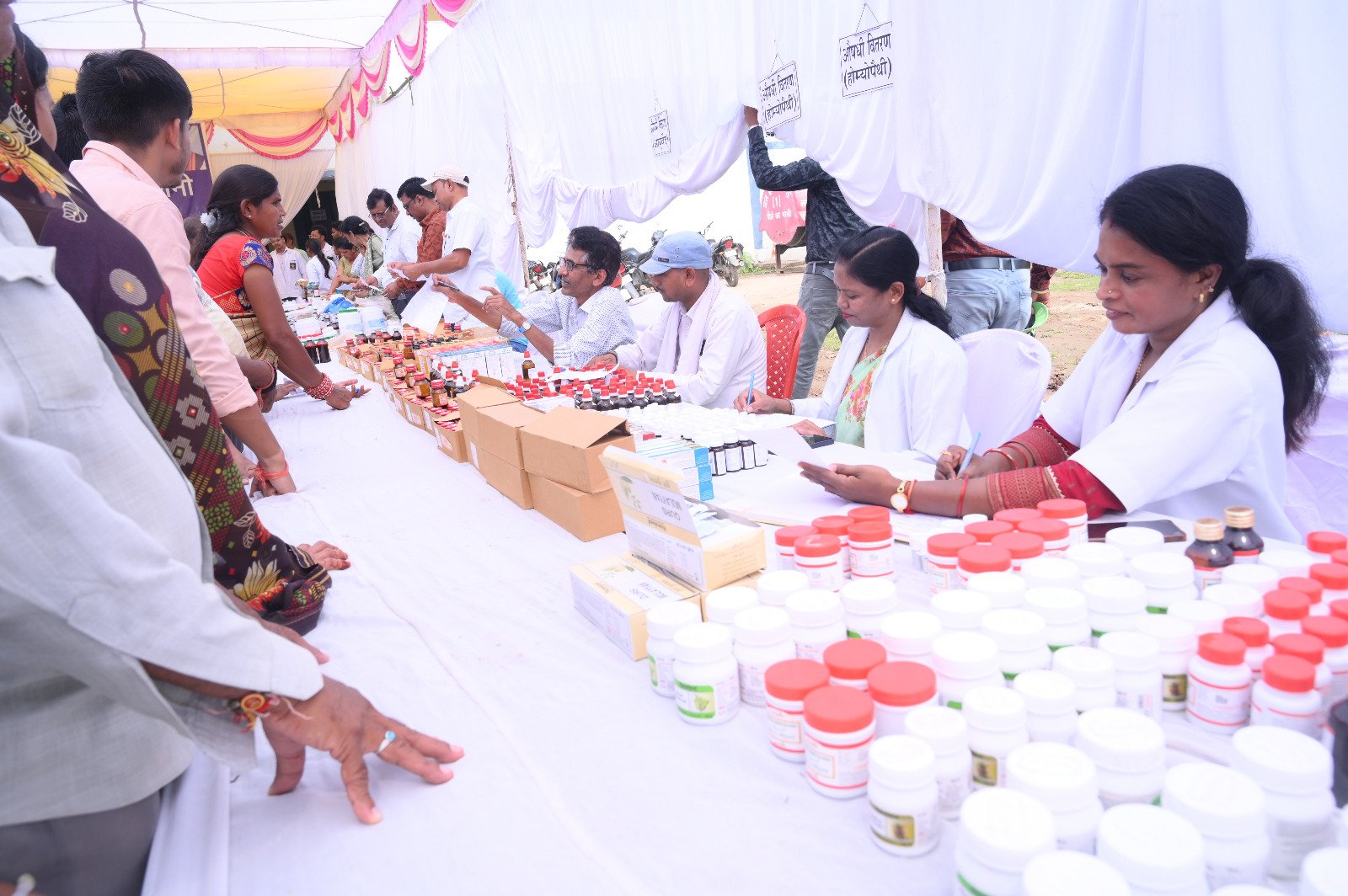 छत्तीसगढ़ रजत महोत्सव के अवसर पर जिला स्तरीय नि:शुल्क आयुष स्वास्थ्य मेला एवं व्यंजन प्रदर्शनी