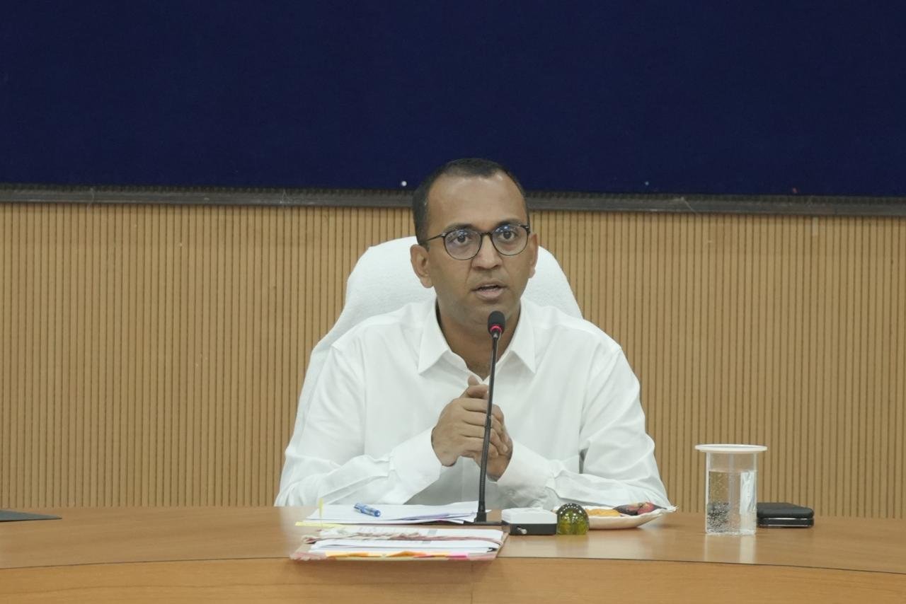 राज्योत्सव के सफल आयोजन हेतु आवश्यक सभी तैयारियां सुनिश्चित करने के दिए निर्देश