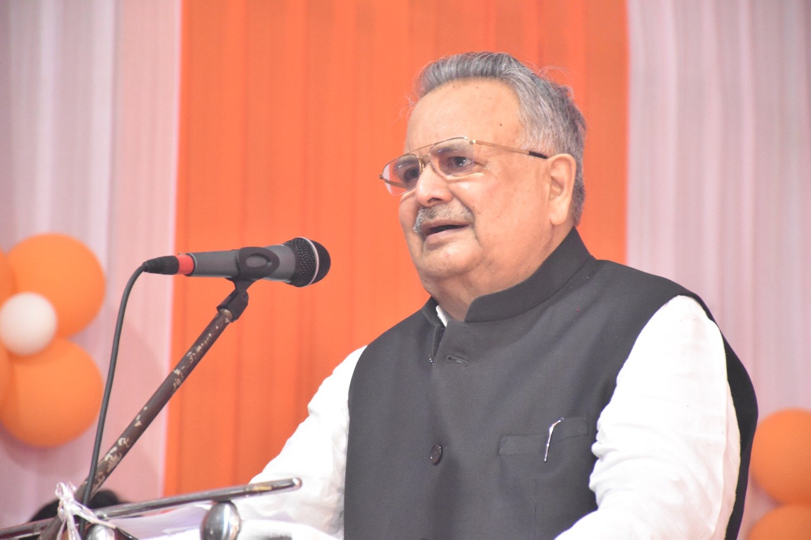 शहर को साफ-सुथरा रखने में स्वच्छता दीदीयों की महत्वपूर्ण भूमिका – विधानसभा अध्यक्ष डॉ. रमन सिंह