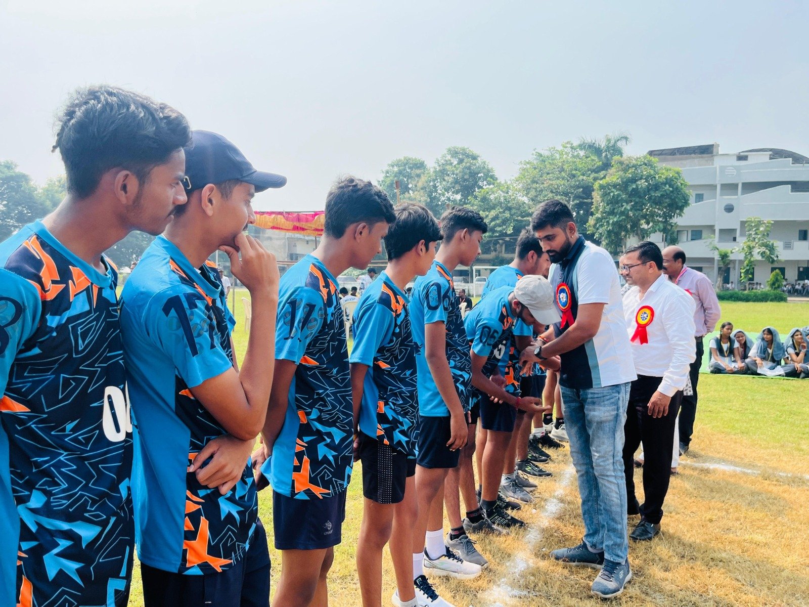 गुरुकुल में जिला स्तरीय अन्तर्विद्यालयीन वॉलीबाल प्रतियोगिता का आयोजन”