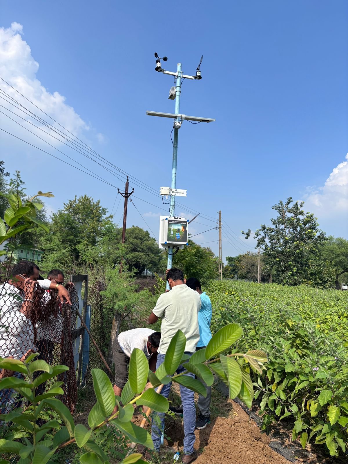 भविष्य की खेती की दिशा में कदम: धमतरी में स्थापित हुए पाँच वेदर स्टेशन