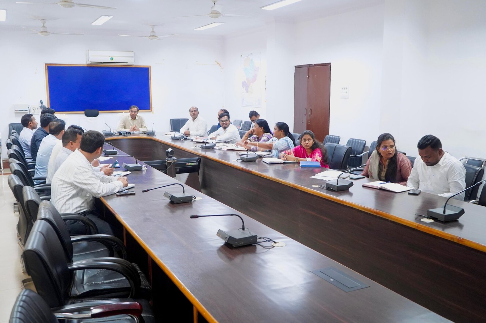 राजस्व प्रकरणों का समय सीमा में करे निराकरण