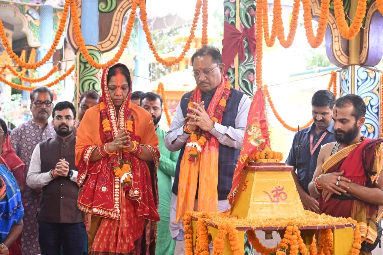 मुख्यमंत्री विष्णुदेव साय ने महाप्रभु श्री जगन्नाथ का लिया दर्शन लाभ