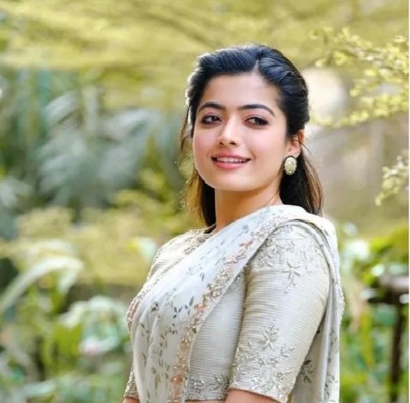 रश्मिका मंदाना का झलका बच्चों के लिए प्यार, बोलीं- ‘बच्चों के लिए युद्ध भी लड़ सकती हूं’